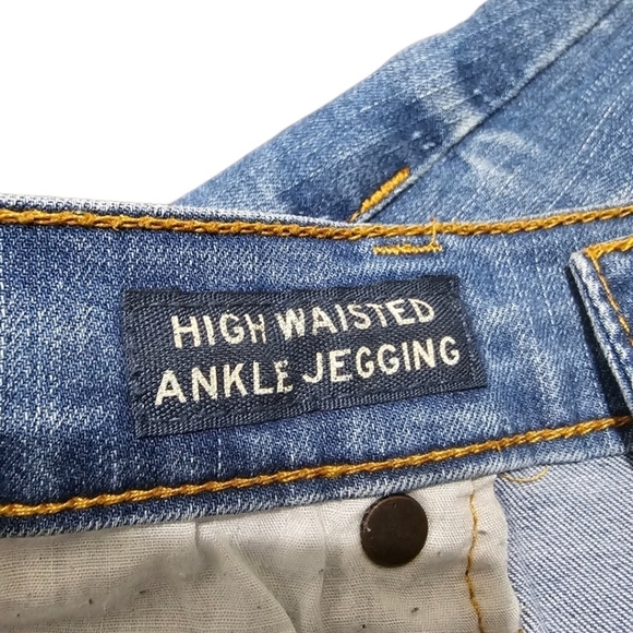 Aeropostale Distressed High Waisted Ankle Jeggings - Picture 4 of 10